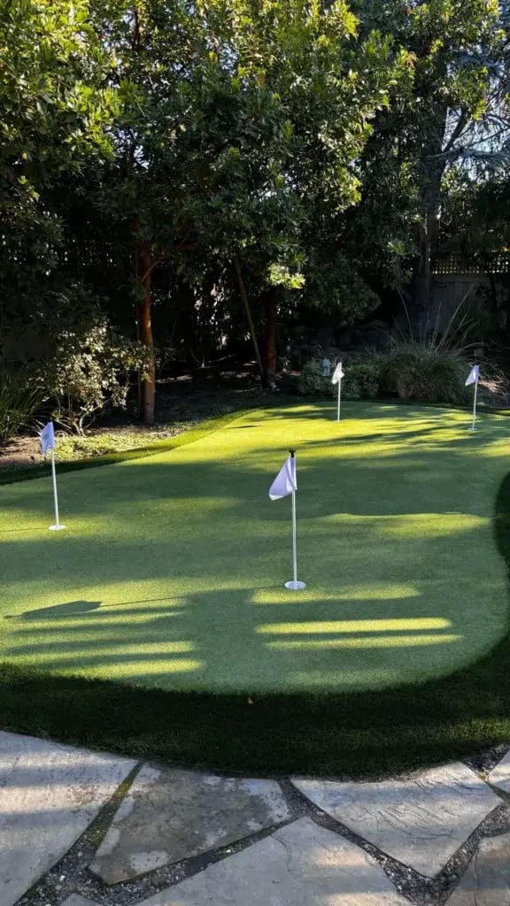 Backyard putting green in Lodi, CA